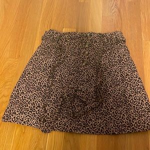 Leopard Flowy skirt from American Eagle. Worn 3x, in great condition